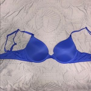 Women’s PINK everyday t-shirt bra